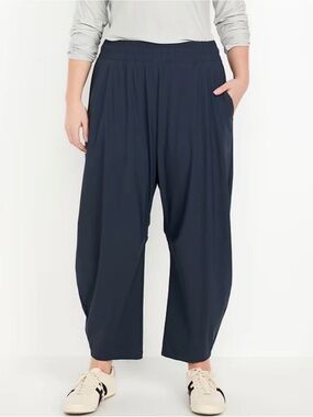 Old Navy Women’s High-Waisted SleekTech Barrel Ankle Pants Dusk Navy Size XL